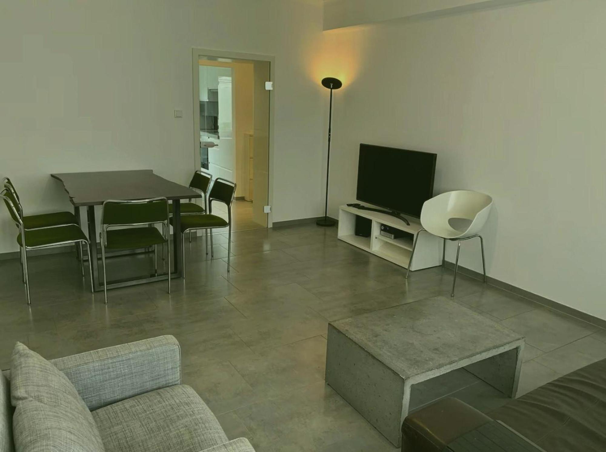 Apartment 4 Bedrooms Hannover
